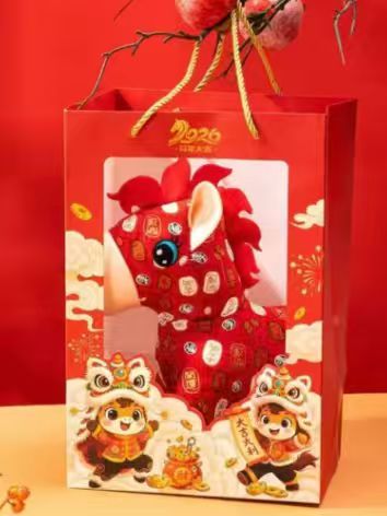 公仔  马年公仔  PP棉    高约25cm