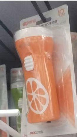 手电筒 颜色随机