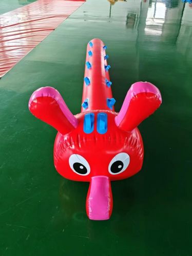 毛毛虫旱地龙舟